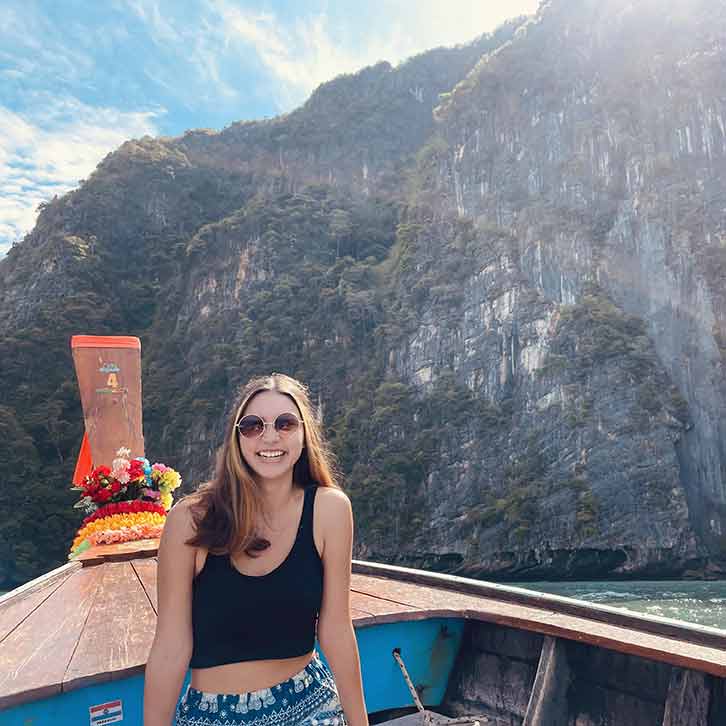 Phi-Phi-Islands